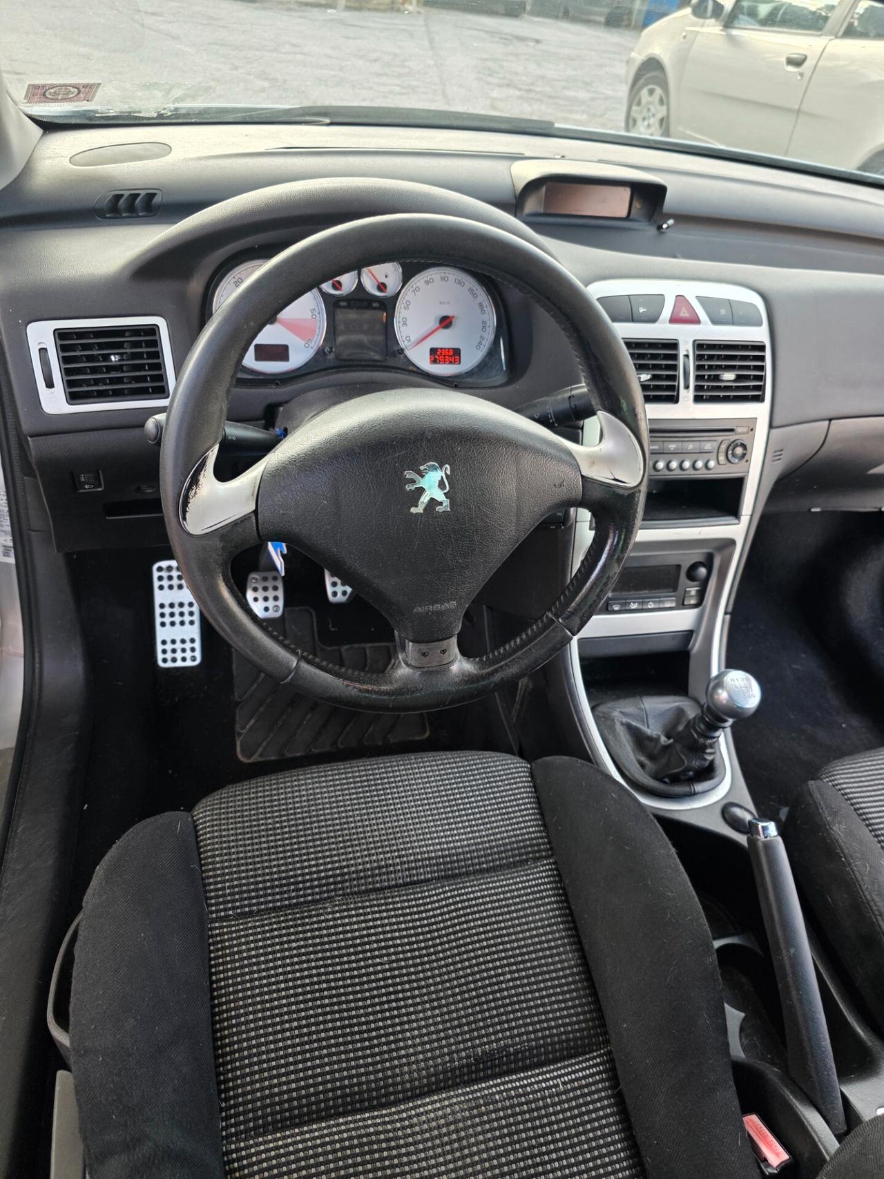 Peugeot 307 2.0 HDi FAP CC Féline con 279.000km Neopatentati ok