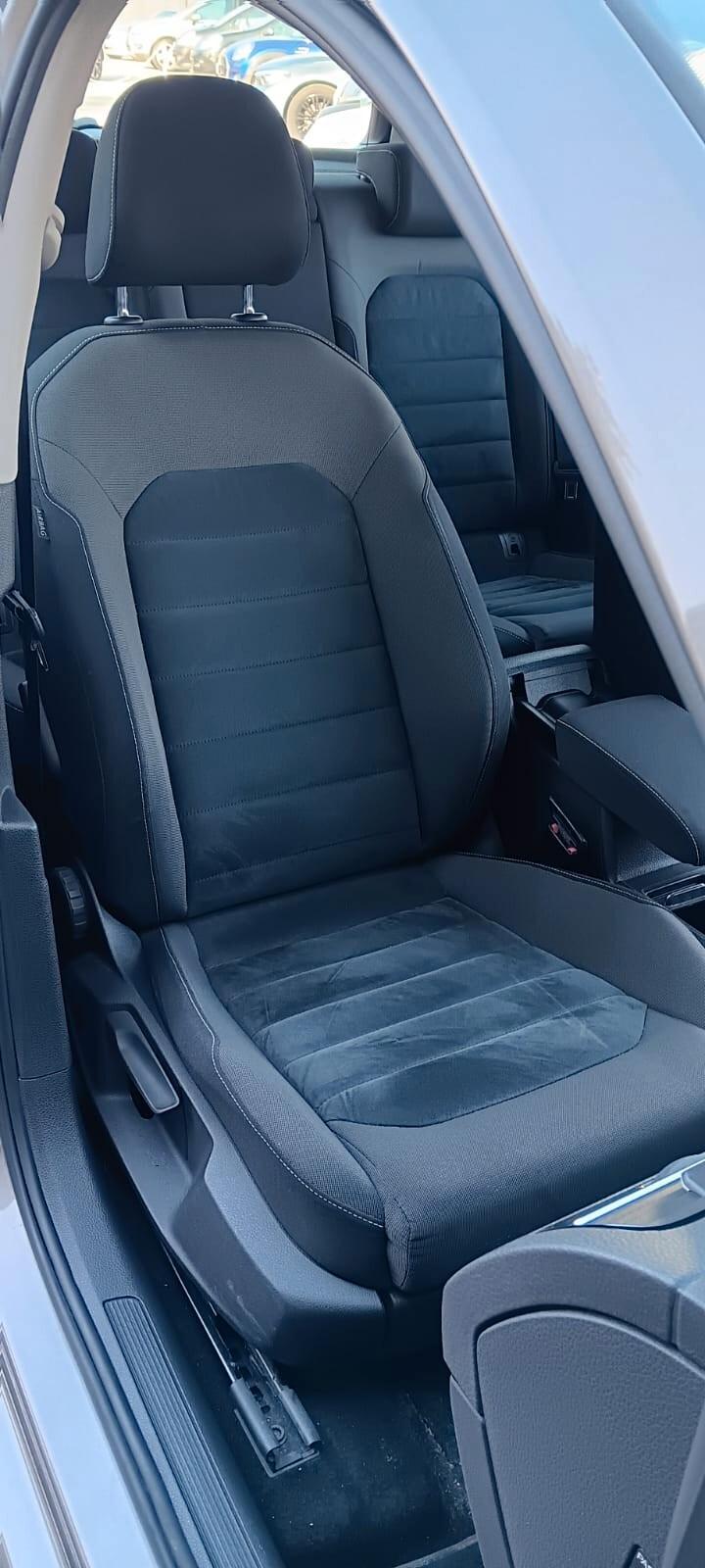 Volkswagen Golf 1.6 TDI 5p. Highline BlueMotion Technology