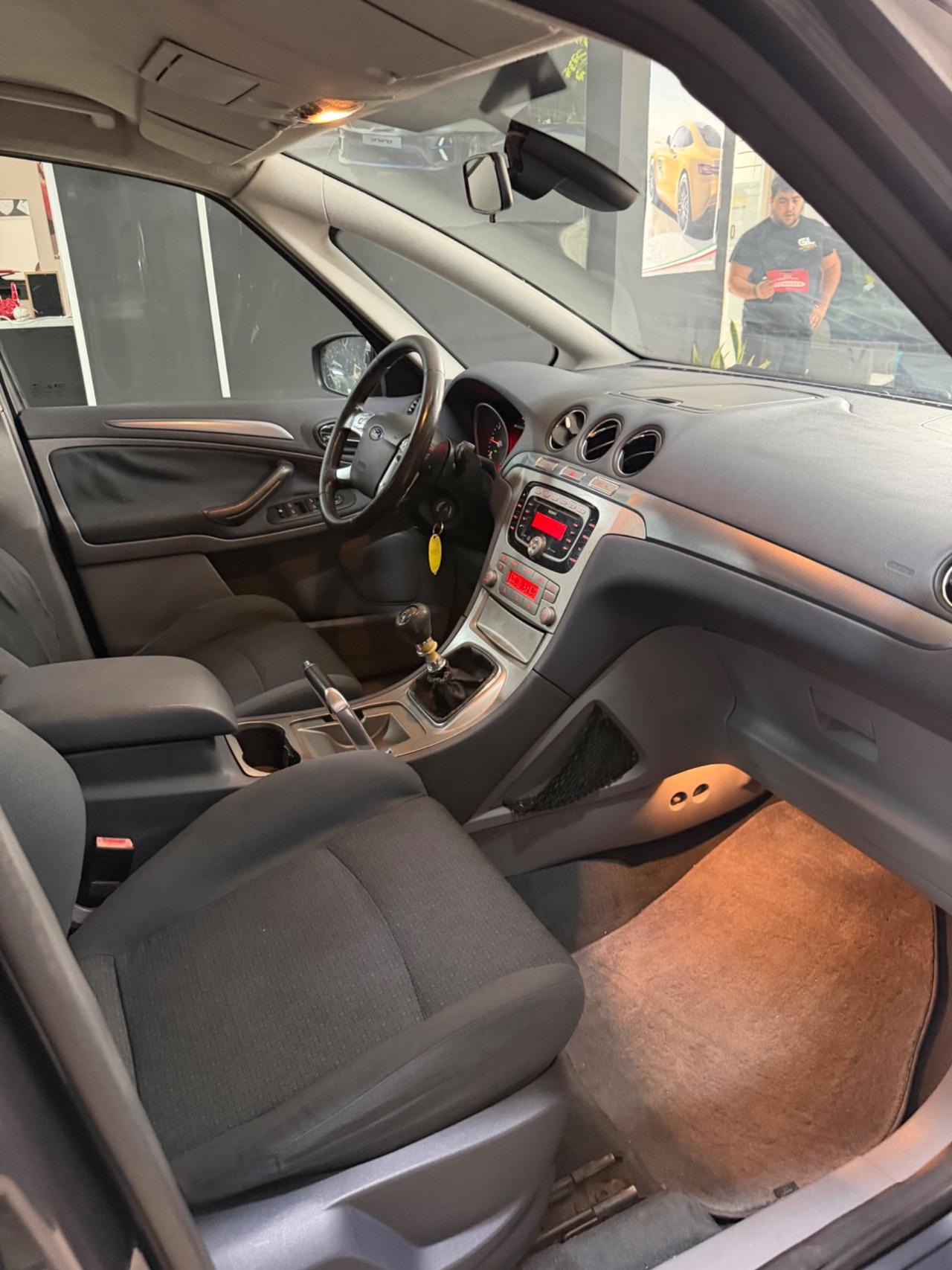 Ford S-Max 1.8 TDCi 125CV