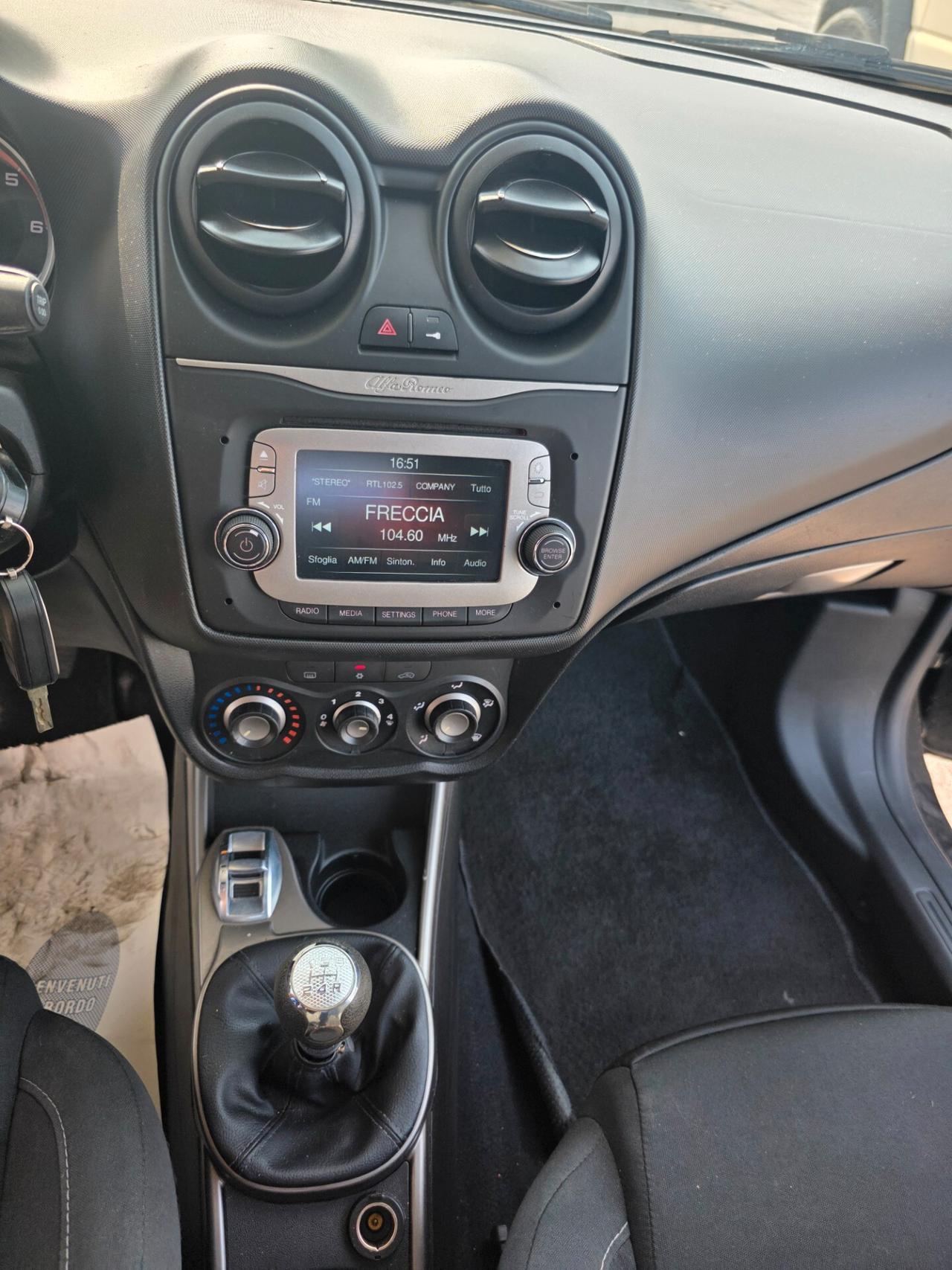 Alfa Romeo MiTo 1.3 JTDm 85 CV con 205.000km Neopatentati ok