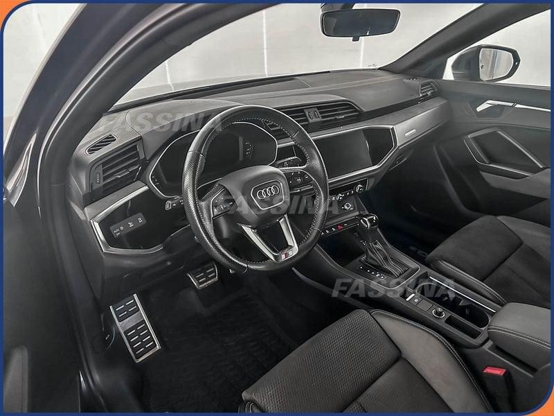 Audi Q3 40 TFSI quattro S tronic S Line Edition