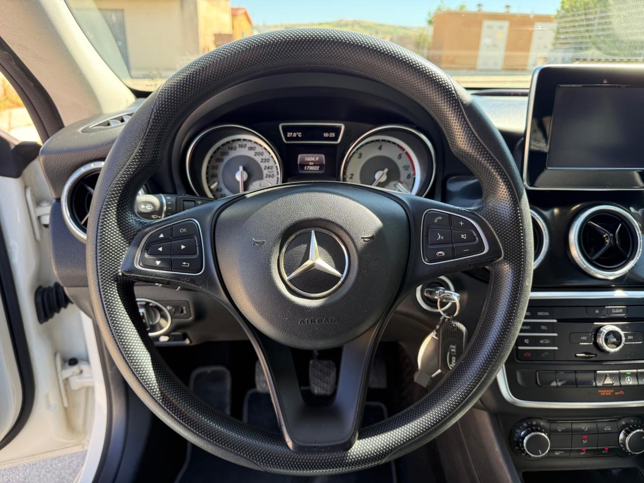 Mercedes-benz CLA 200 180 d S.W. Premium