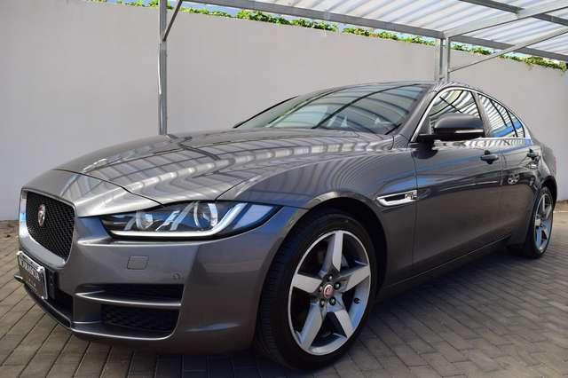 Jaguar XE 2.0 D 180 cv Automatica Prestige