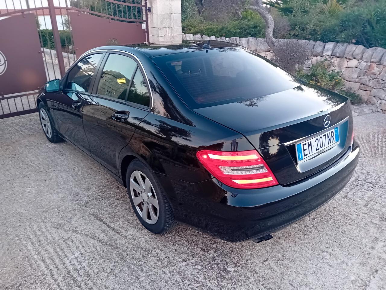 Mercedes-benz C 200 CDI BlueEFFICIENCY Elegance