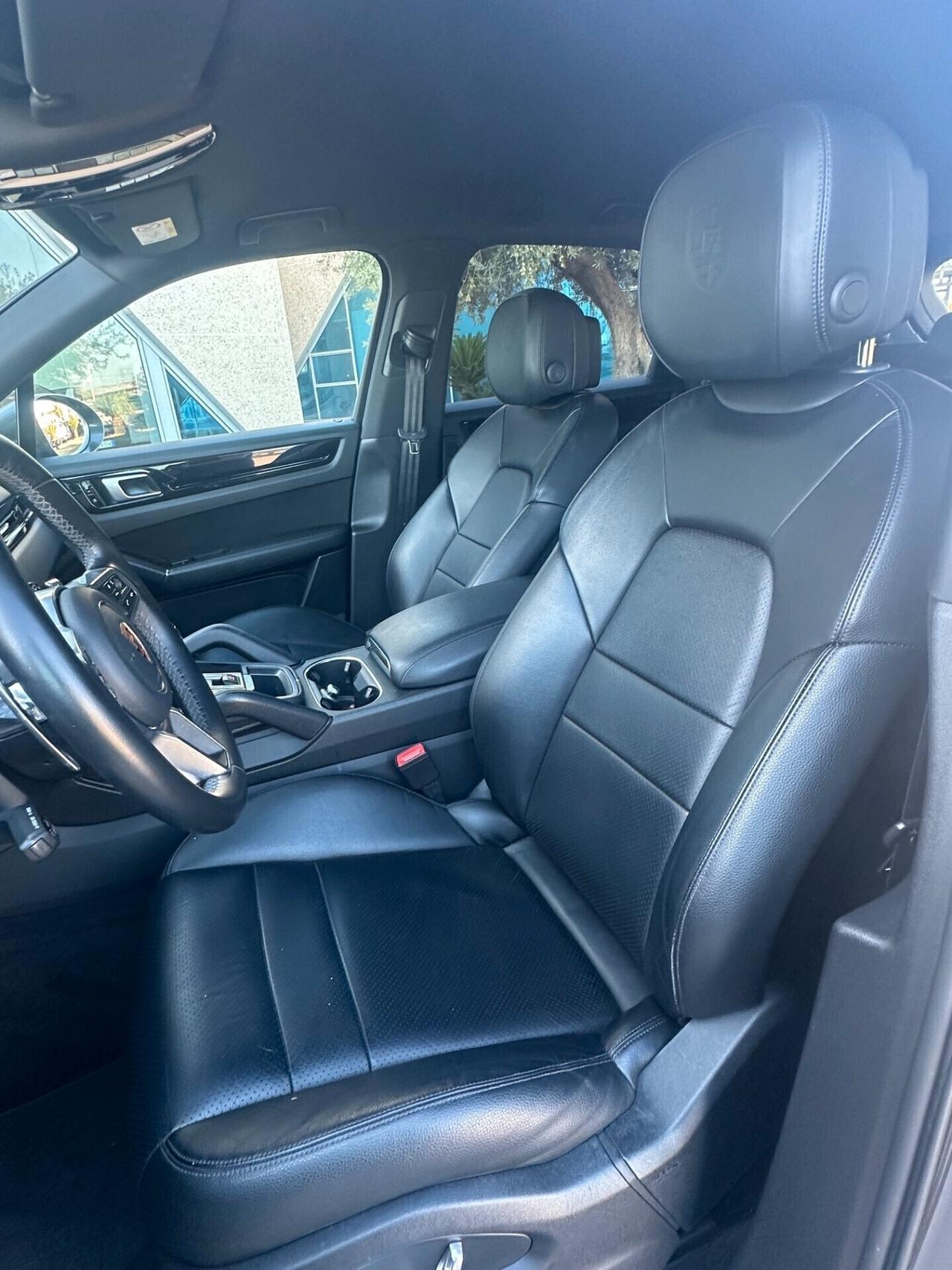 Porsche Cayenne 3.0 V6 III 3.0 tiptronic - SUPER OFFERTA T-STOCK