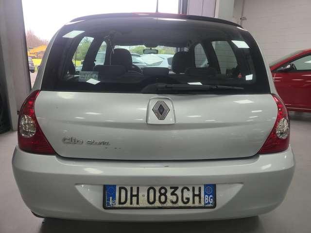 Renault Clio Clio II 2004 3p 1.2 Confort Authentique