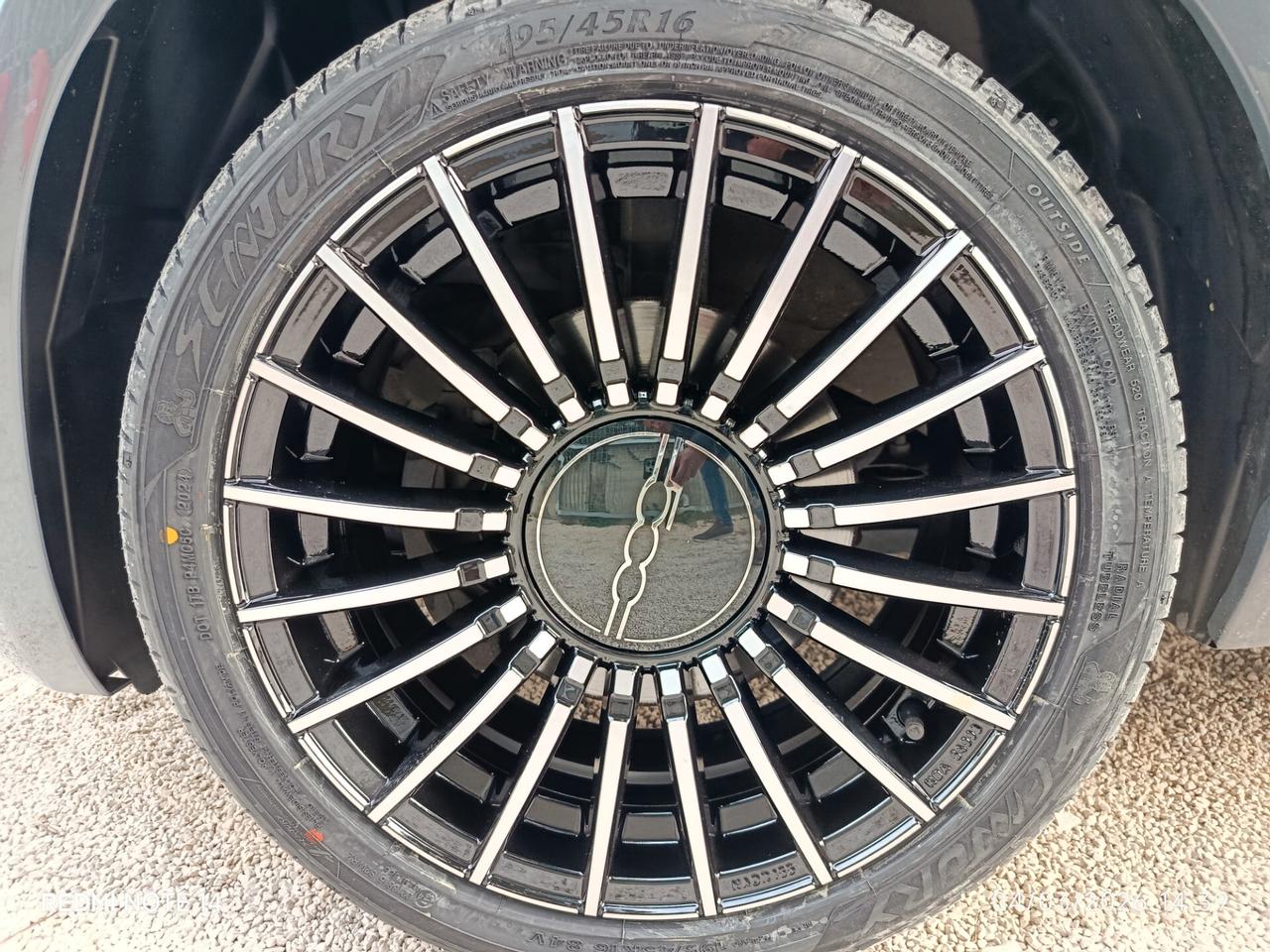 Fiat 500 C 1.0 Hybrid Dolcevita