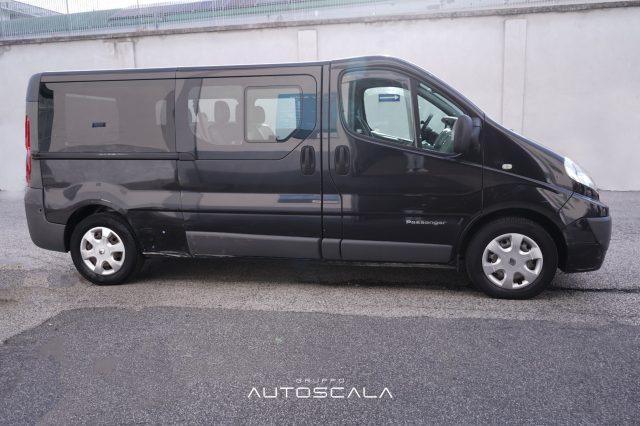 RENAULT Trafic T27 2.5 dCi 150cv PC-TN Passenger