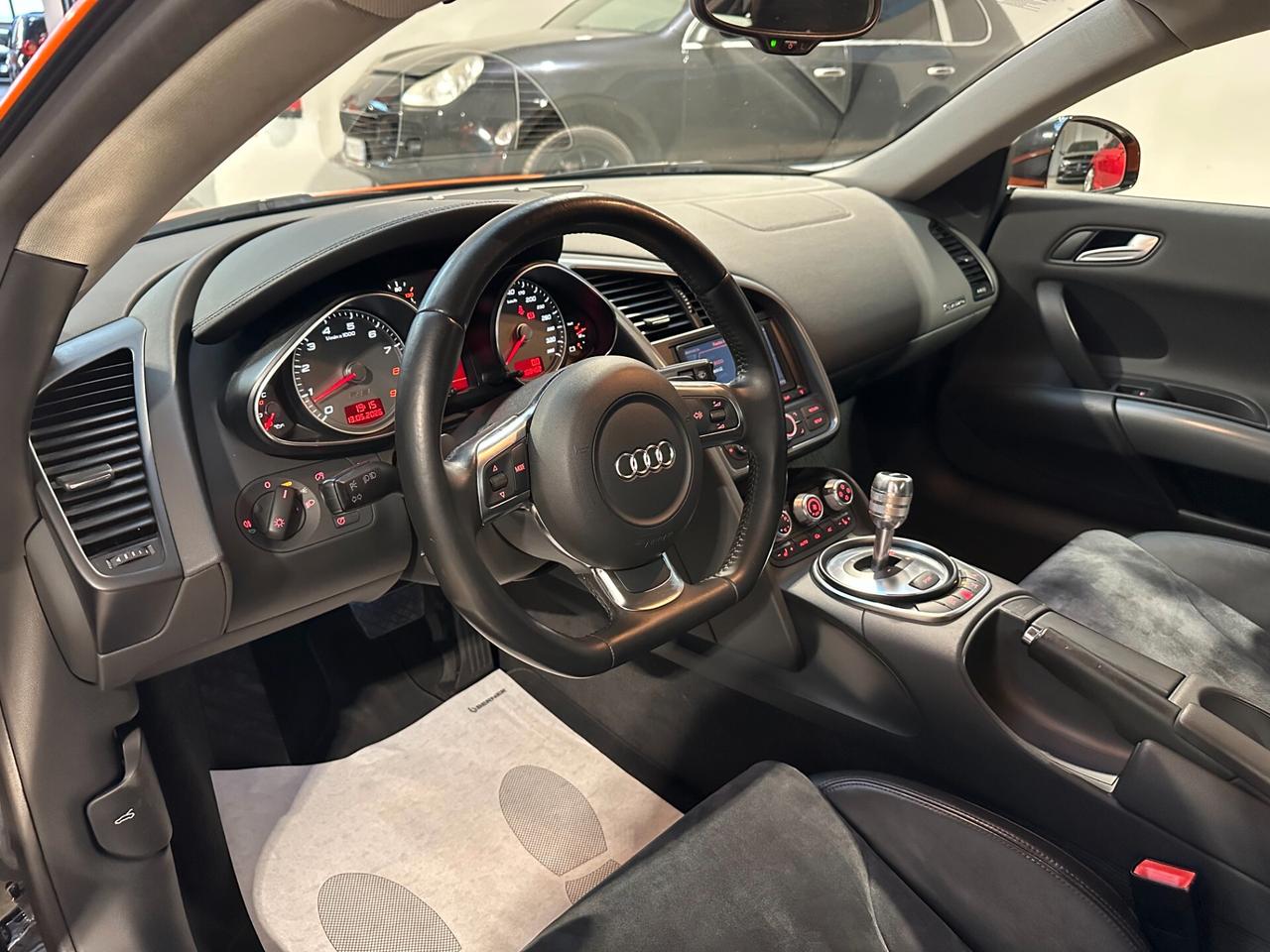 Audi R8 4.2 V8 FSI quattro R tronic - tagliandi STUPENDA!!