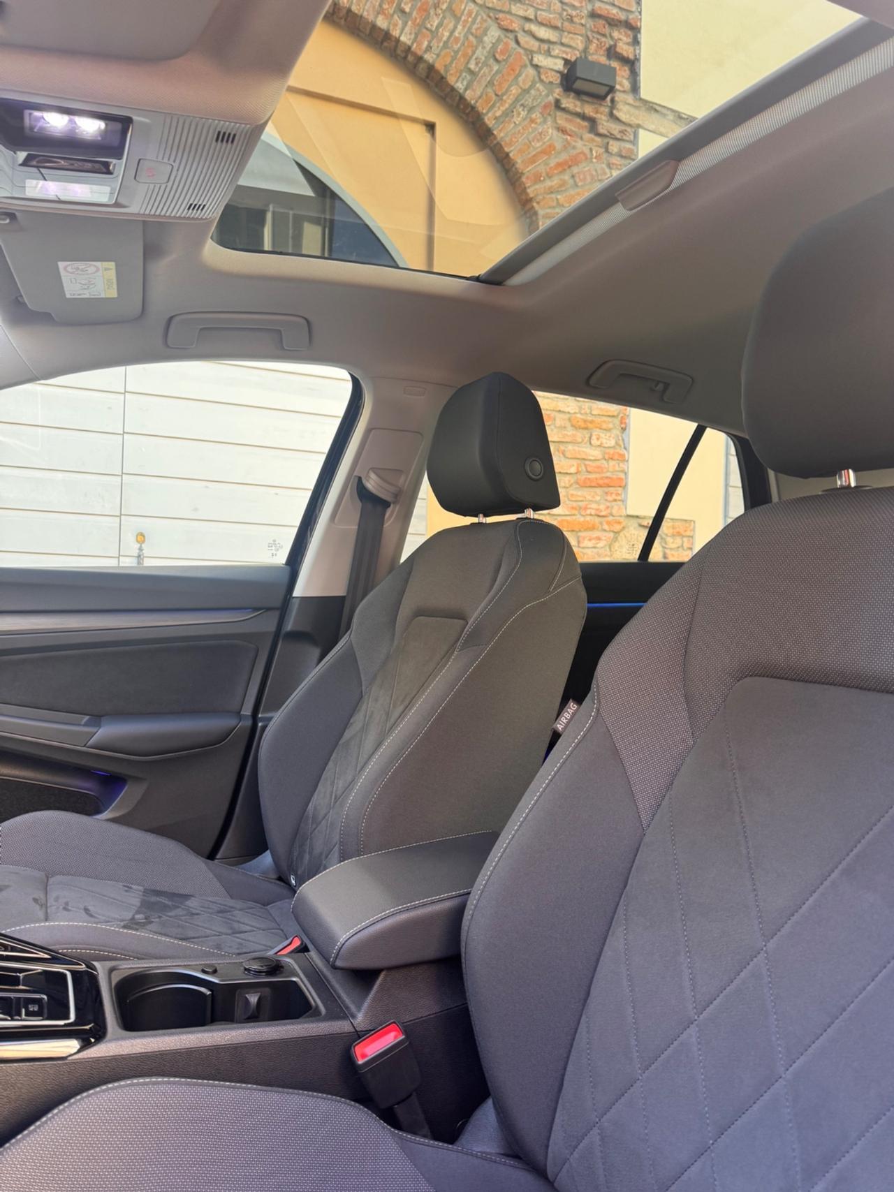 Volkswagen Golf 1.5 eTSI 130 CV EVO ACT DSG Style