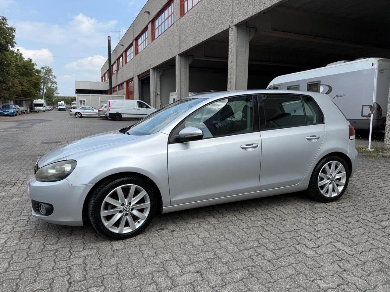 Volkswagen Golf 1.6 TDI DPF 5p. Highline