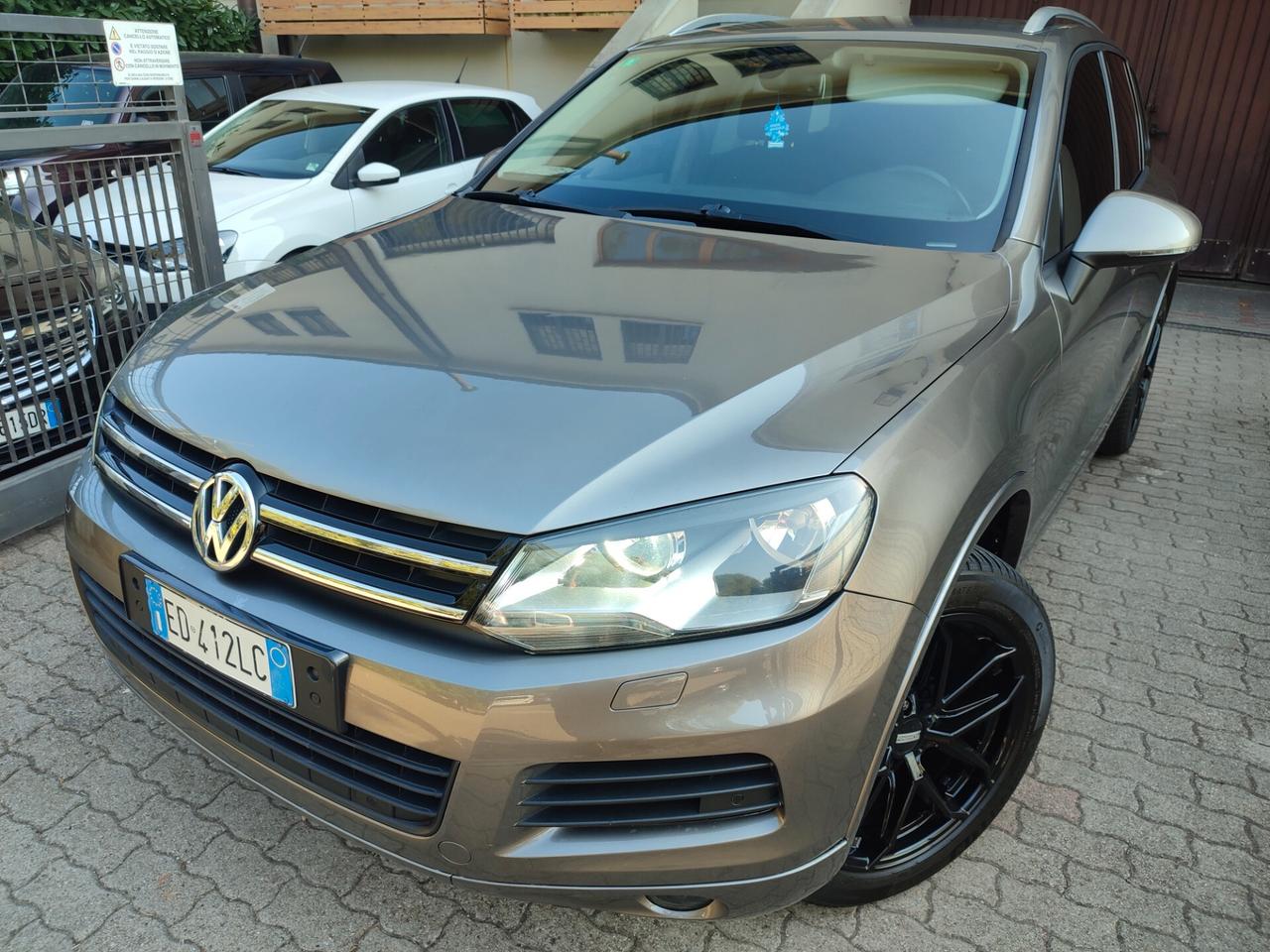 VOLKSWAGEN TOUAREG TDV6 2011 COME NUOVA BELLA