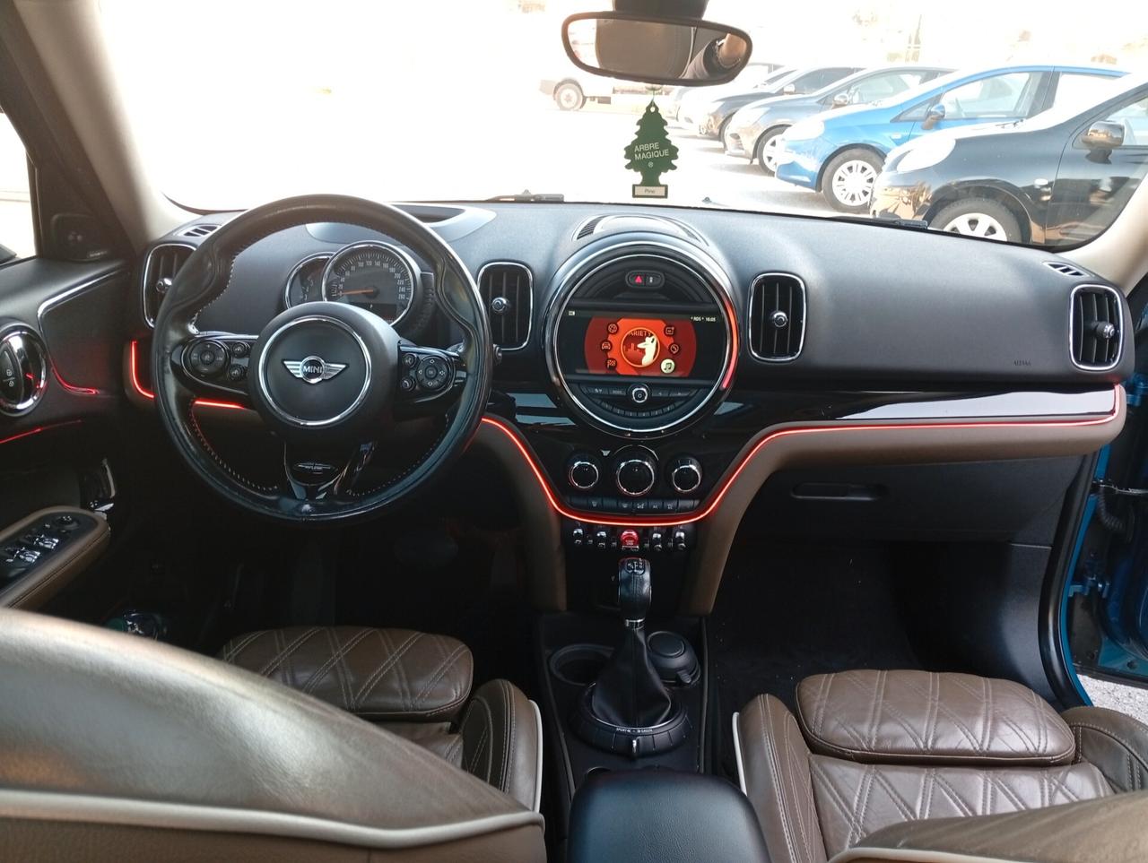 Mini Cooper D Countryman 2.0 Hype ALL4 Automatica