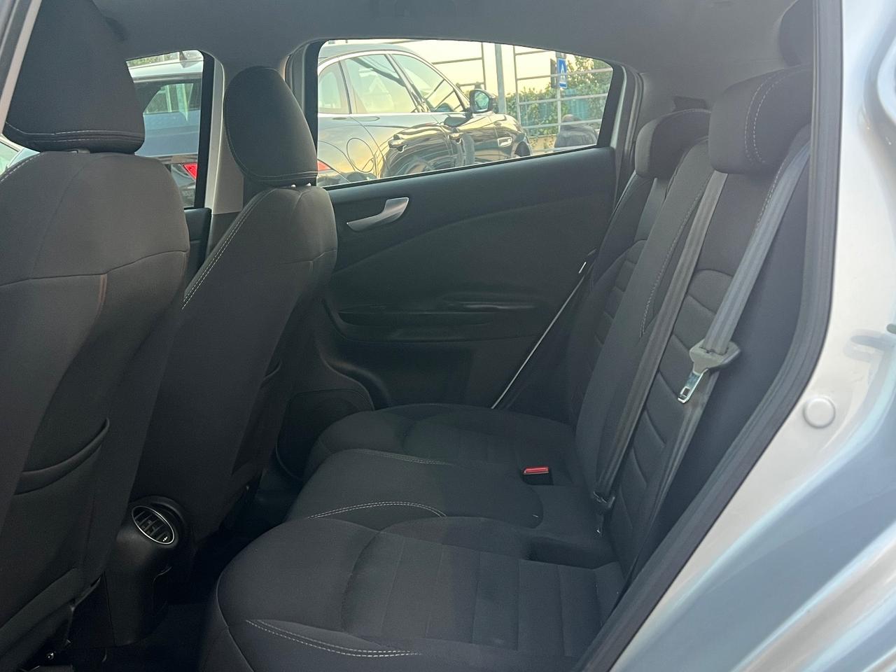 Alfa Romeo Giulietta 1.6 JTDm TCT 120 CV Business