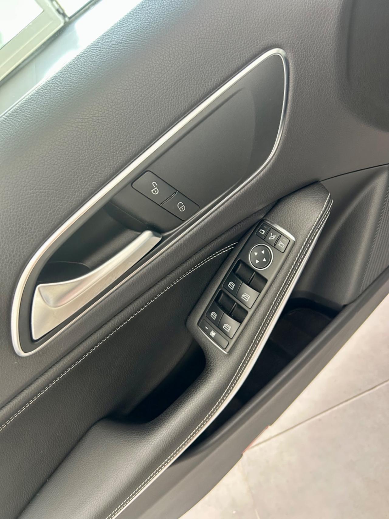 Mercedes CLASSE A 180 d Sport FINANZIABILE