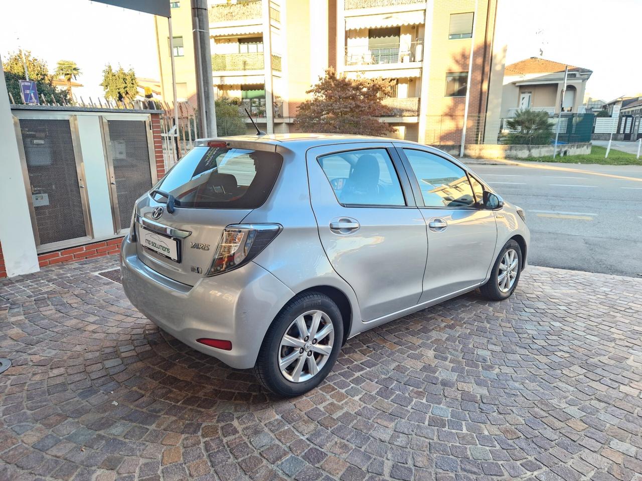 Toyota Yaris 1.5 Hybrid 5 porte Lounge
