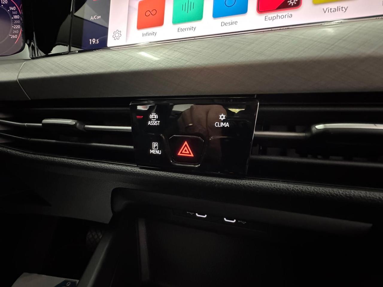 Volkswagen Golf 2.0 TDI DSG SCR Style