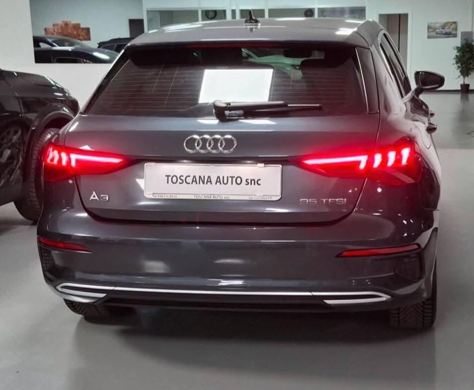 Audi A3 SPB 35 TFSI S line edition Fari full led