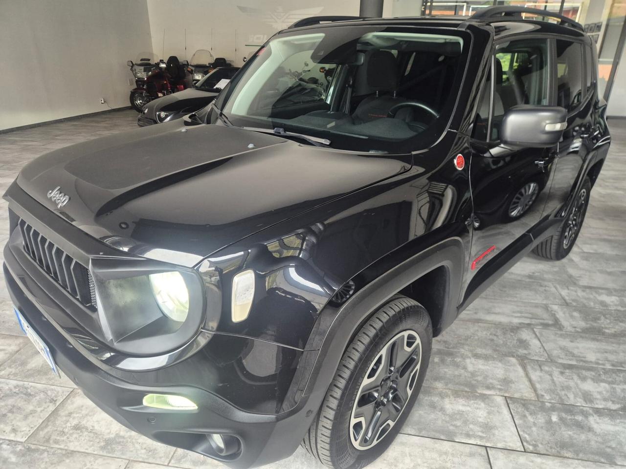 Jeep Renegade 2.0 Mjt 170CV 4WD Active Drive Low Trailhawk