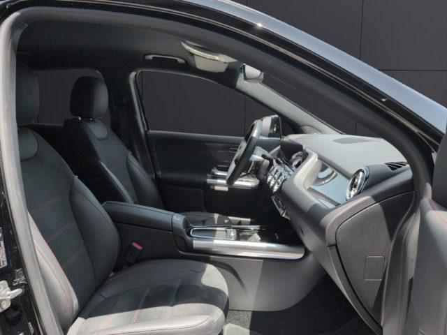 MERCEDES-BENZ GLA 200 Automatic AMG Line Premium