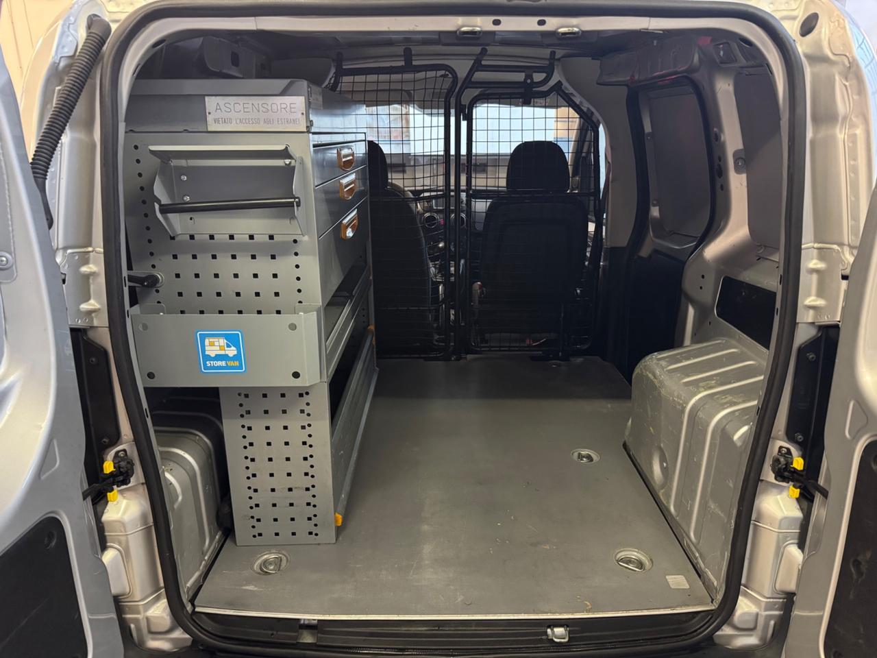 Fiat Fiorino 1.3 MJT 95CV Cargo SX