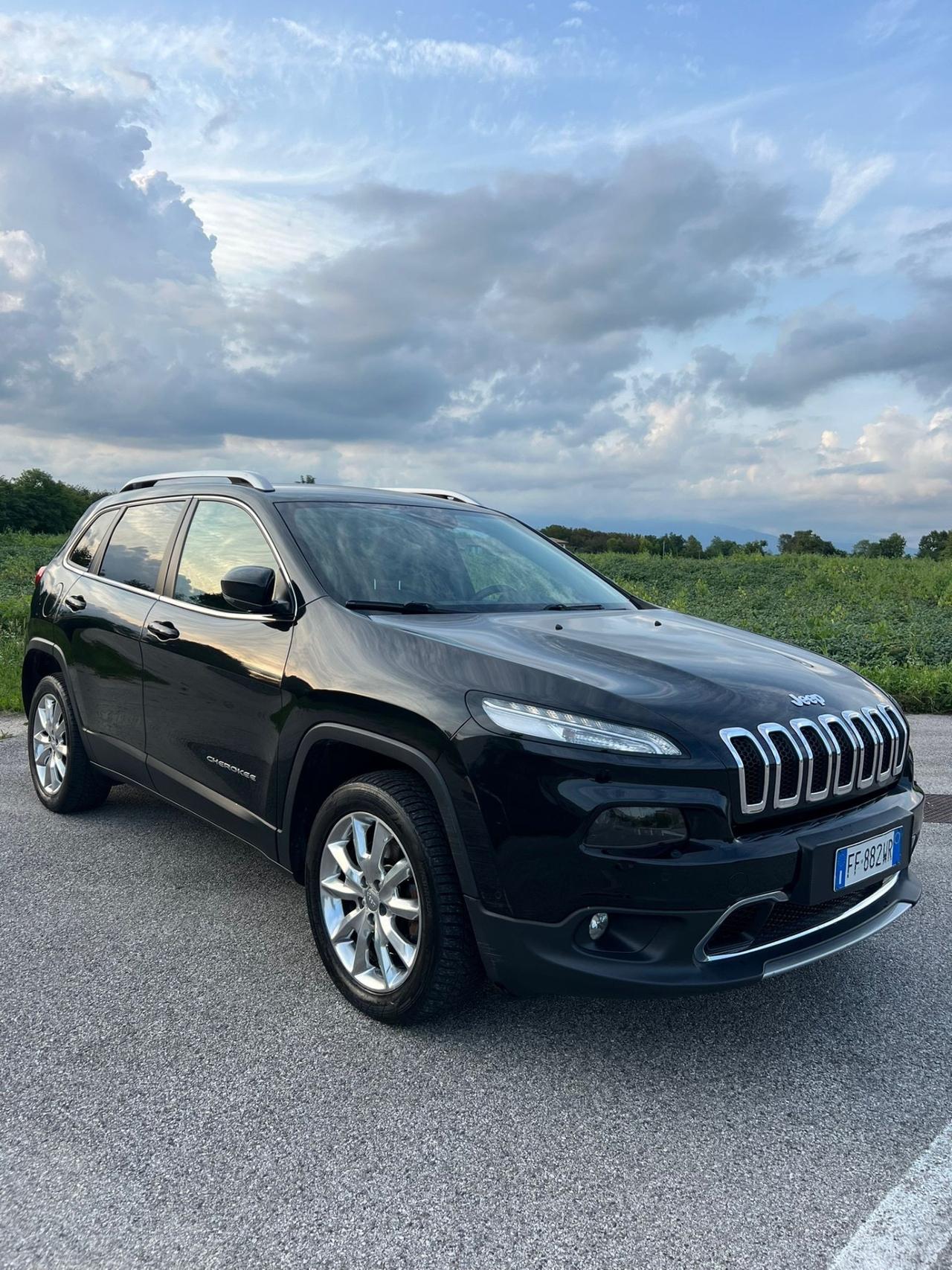 Jeep Cherokee 2.2 Mjt II 4WD Active Drive I Overland