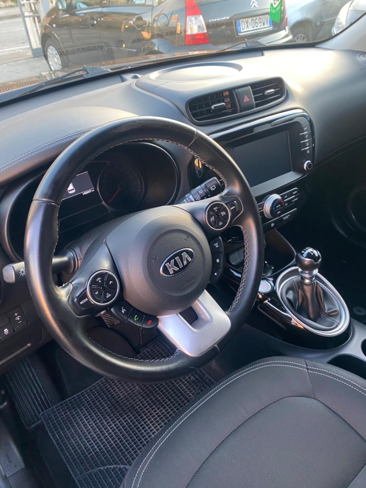 Kia Soul 1.6 CRDi 2017 Full Navi Led