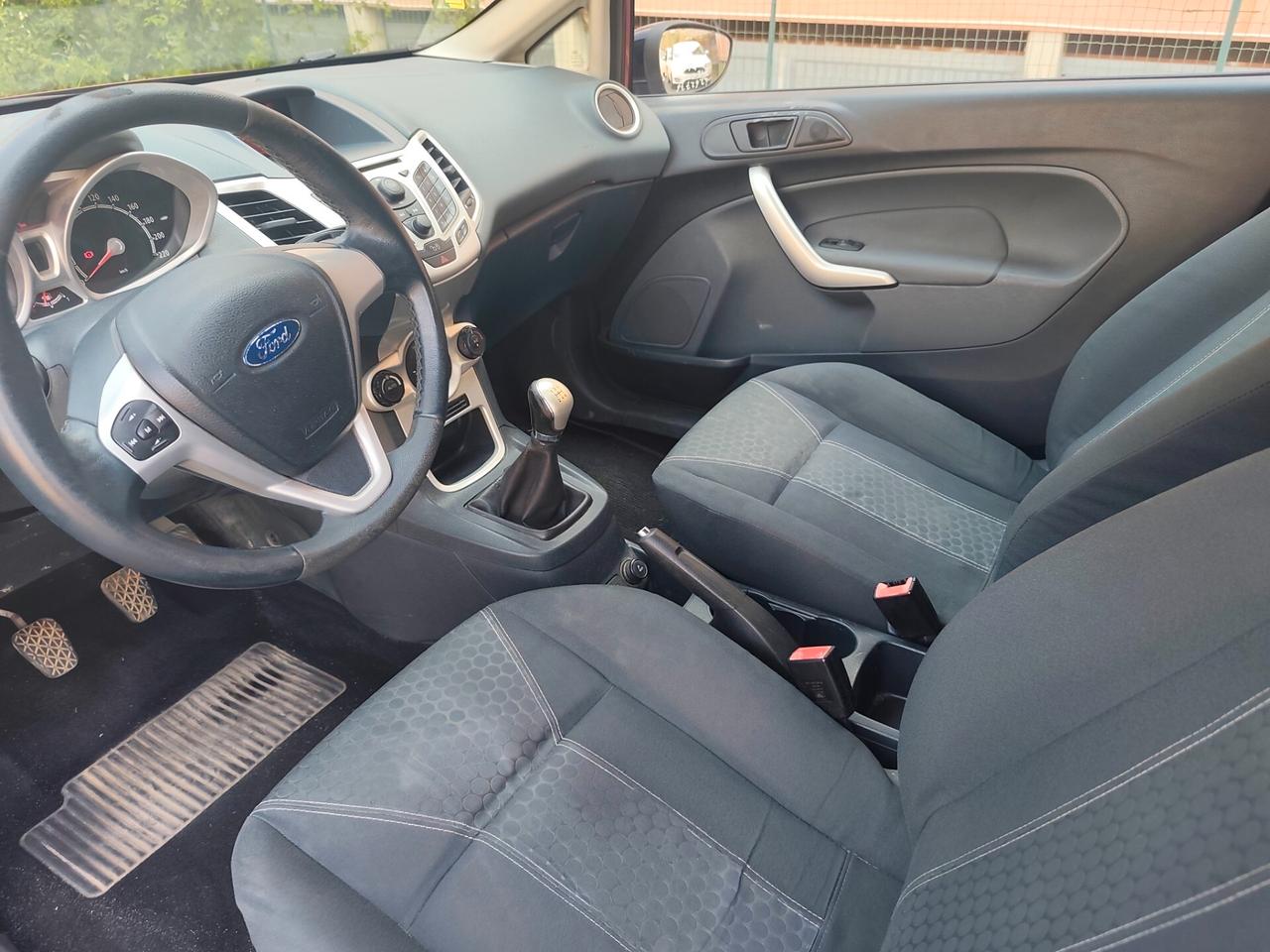 Ford Fiesta 1.2 Benz 82CV 3 porte Titanium