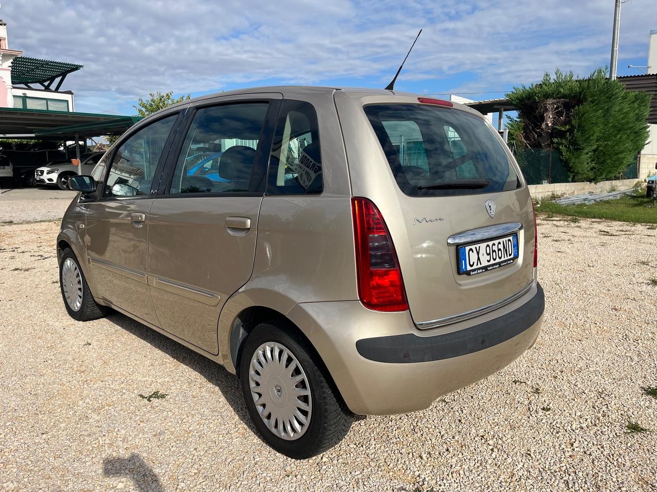 LANCIA MUSA 1.4 AUTOMATICA - METANO