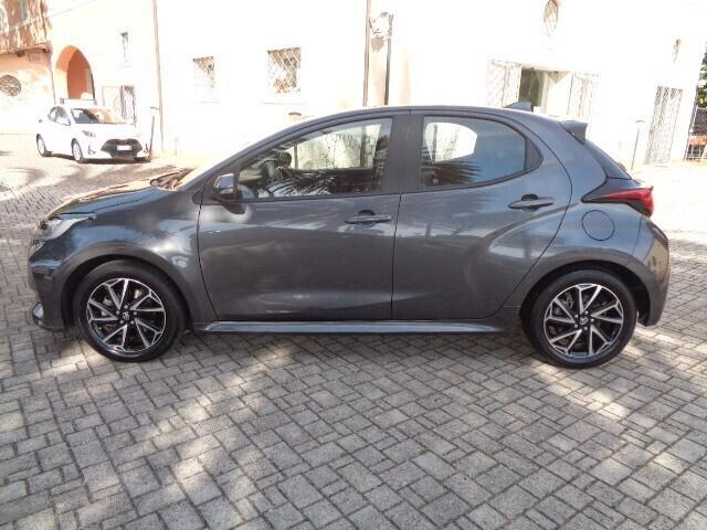 Toyota Yaris 1.5 Hybrid 5 porte Trend DARK GREY NESSUN VINCOLO DI FINANZIAMENTO