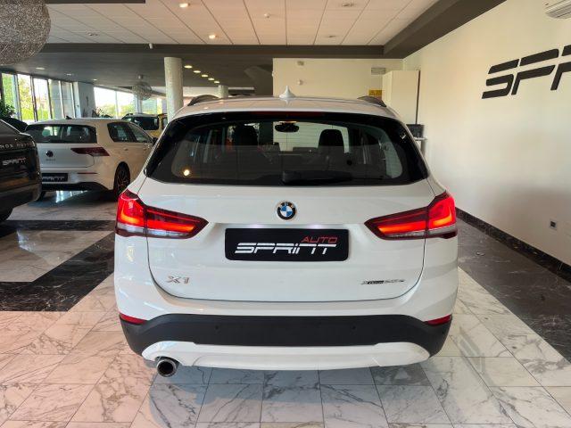 BMW X1 xDrive25e Business Advantage StepTronic 220cv