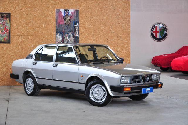 Alfa Romeo Alfetta 2.0 CEM restauro totale UNICA targa MI!