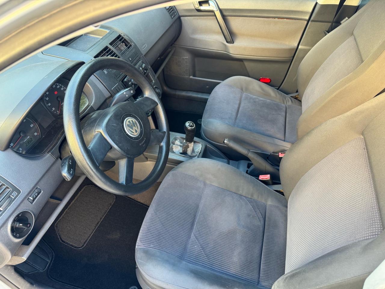 Volkswagen Polo 1.2 64CV Comfortline - NEOPATENTATI