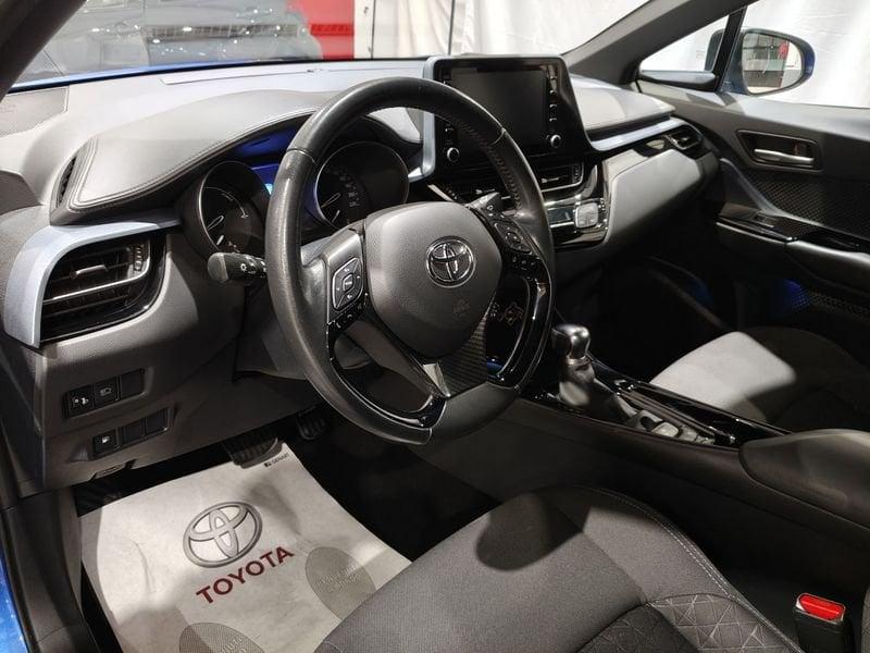 Toyota C-HR 2.0 Hybrid E-CVT Trend