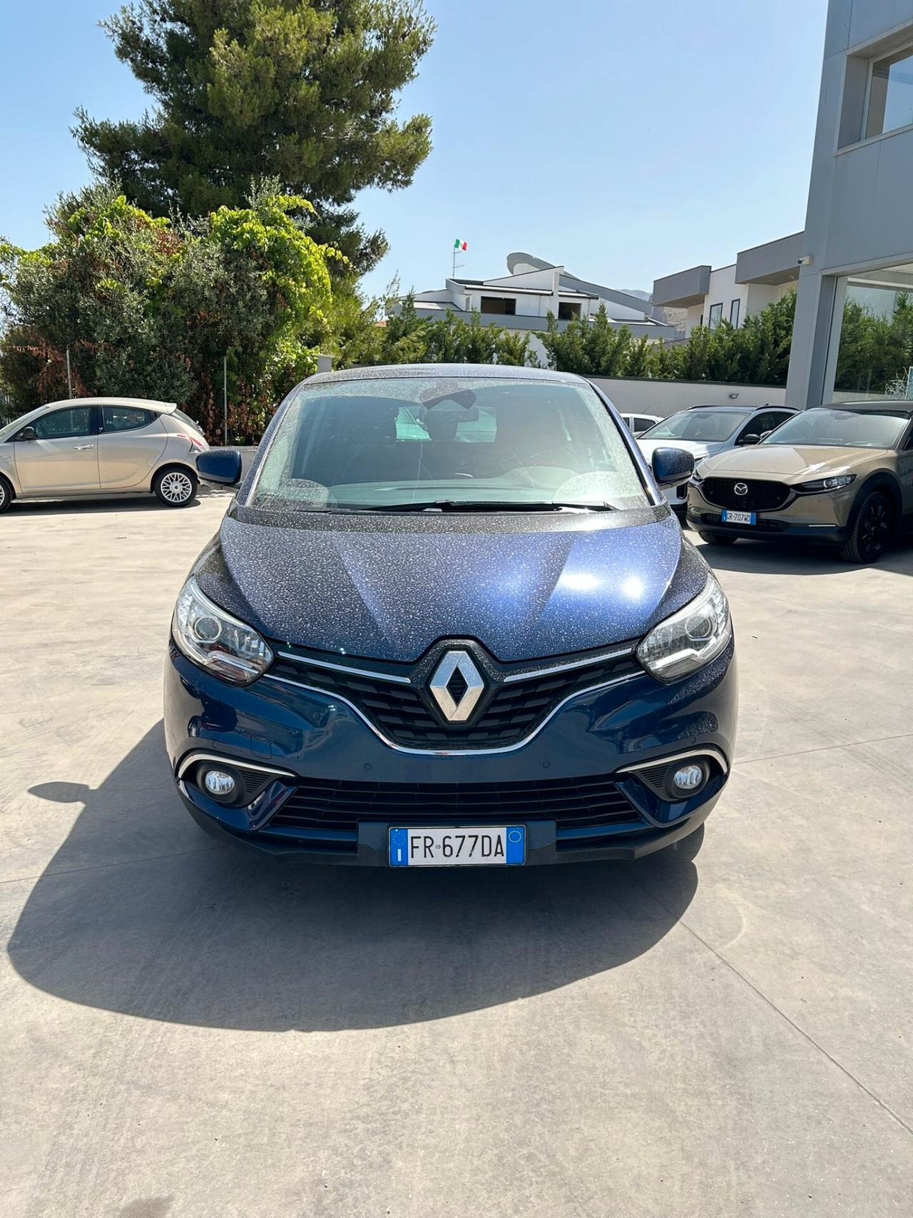 Renault Scenic Scénic dCi 8V 110 CV EDC Energy Sport Edition2