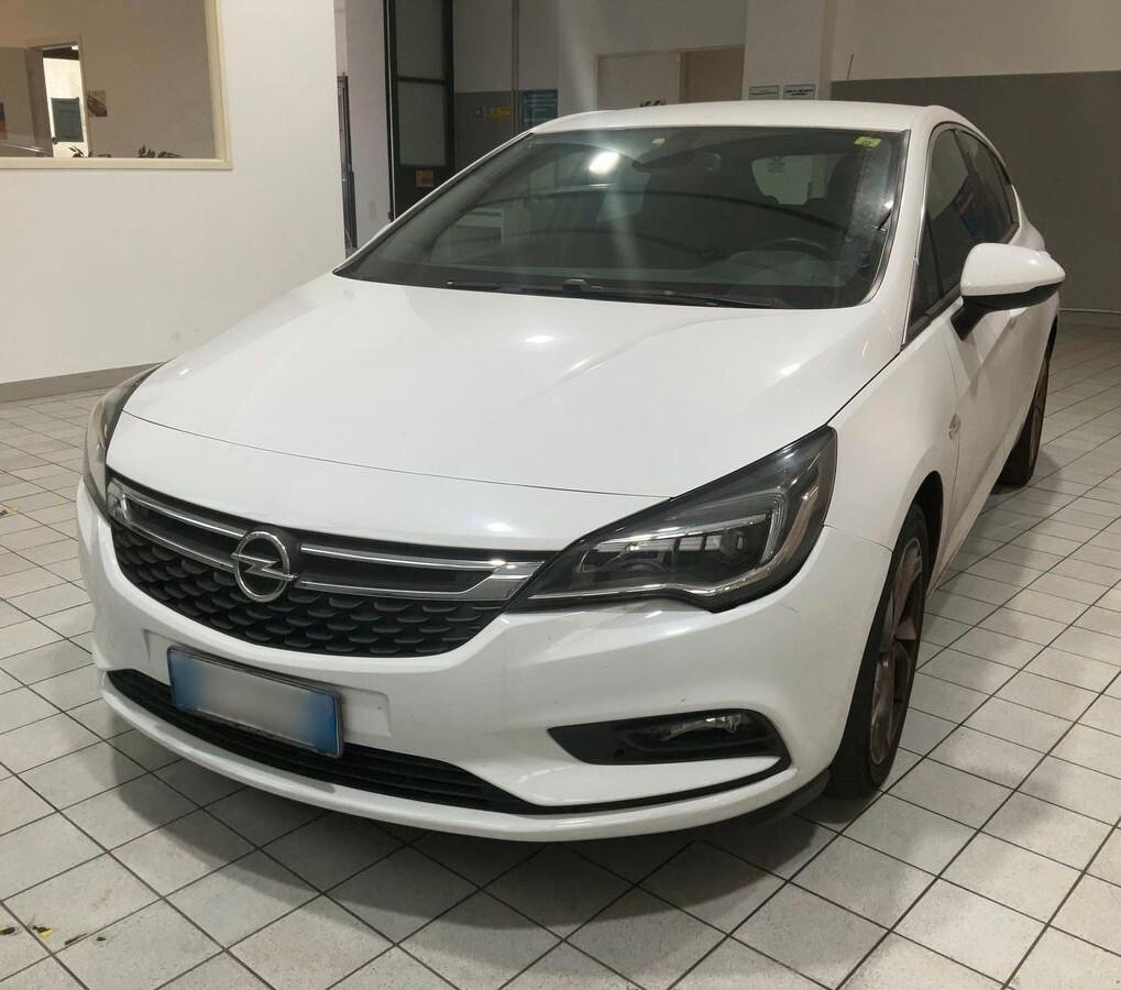 Opel Astra 1.6 CDTi 110CV (IN ARRIVO)