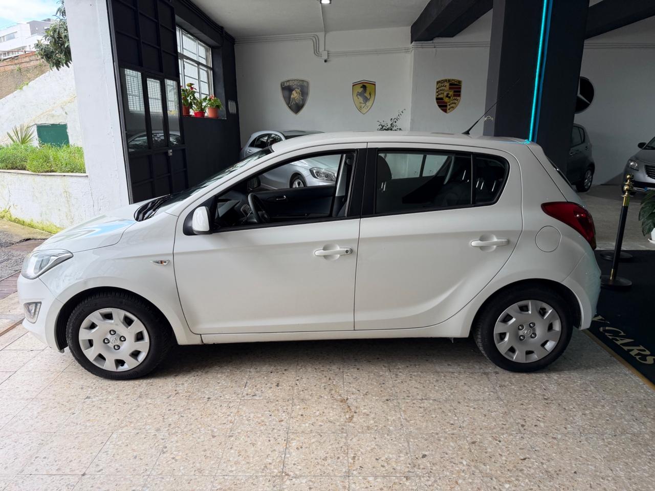 Hyundai i20 1.4 Turbo Diesel 2012