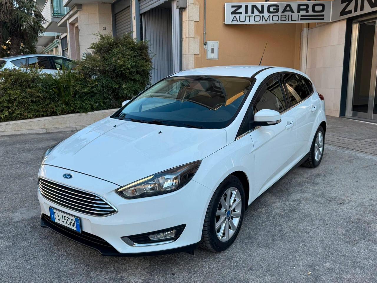 FORD FOCUS BERLINA 1.5 TDCI 120 CV. E6 TITANIUM KM 109.000 PERFETTA