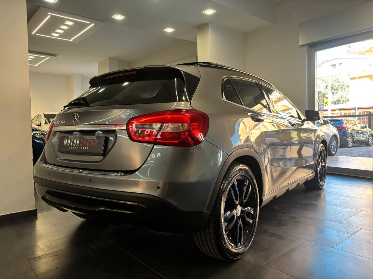 Mercedes-benz GLA 220 d Automatic Sport Tetto Apribile