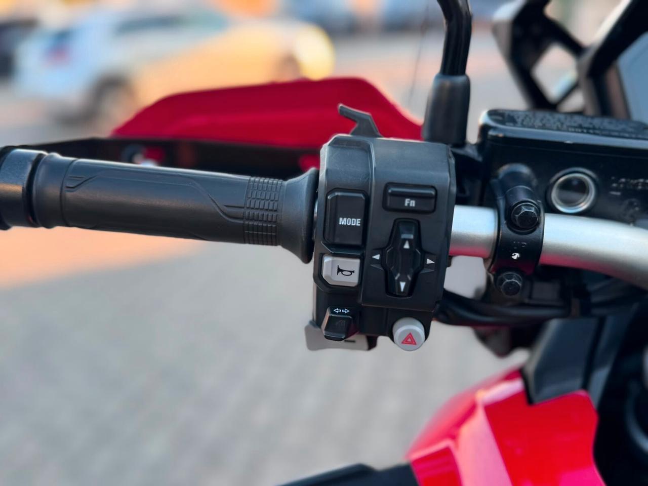 Honda X-ADV 750 SPECIAL EDITION * Bauletto*Faretti