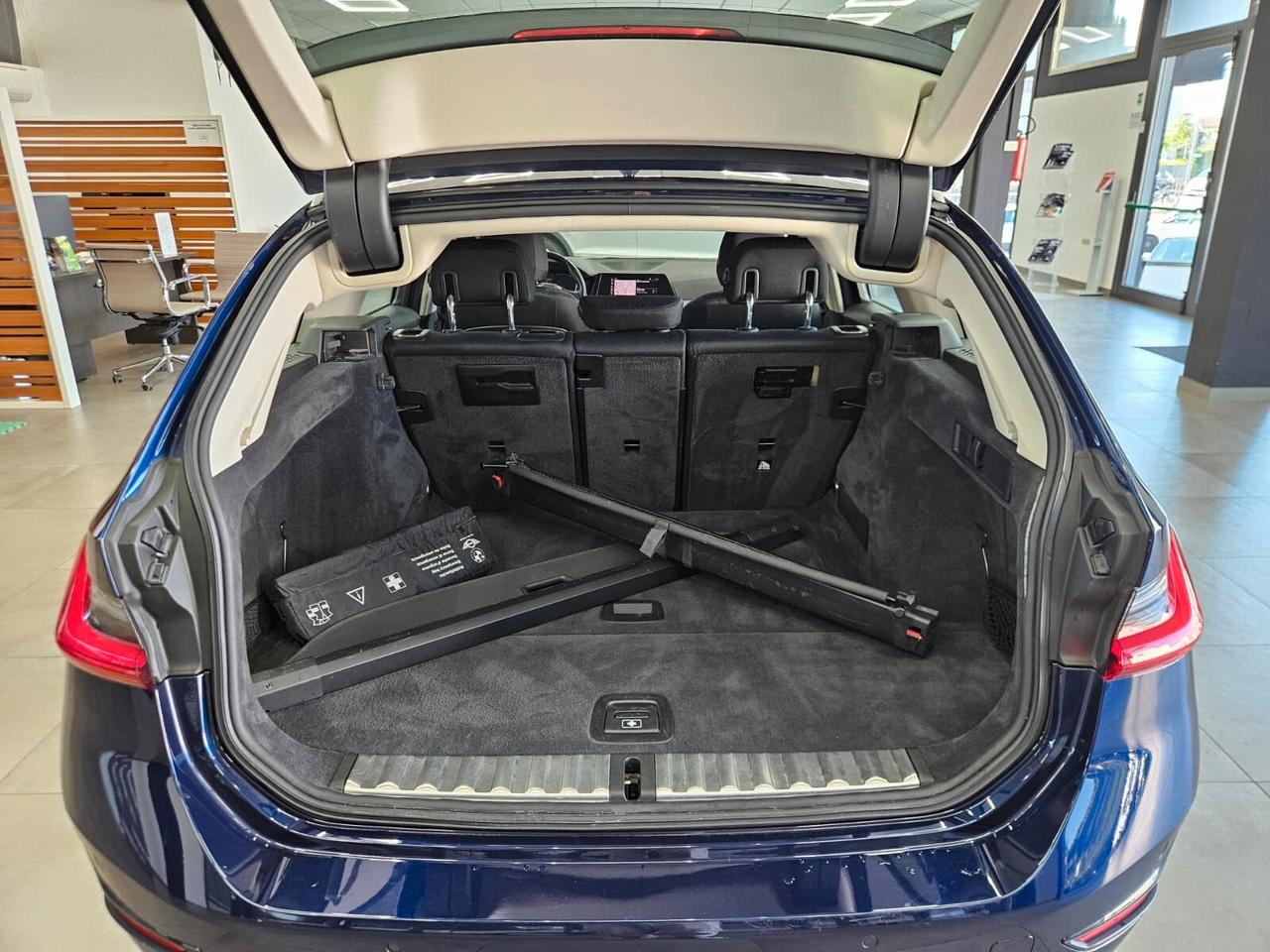 BMW 320 d Touring mhev 48V auto - TAGLIANDI BMW - IVA ESPOSTA