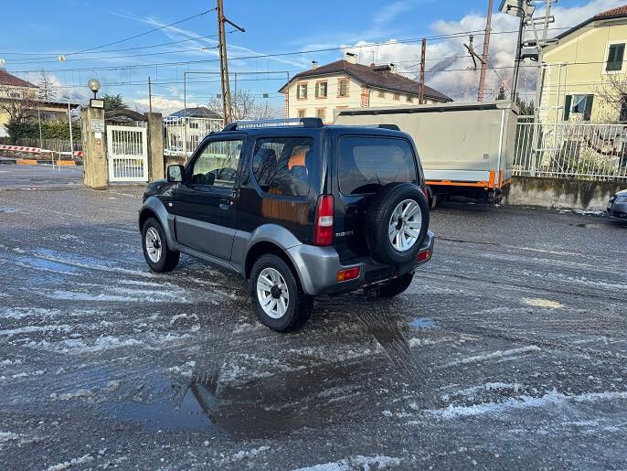 Suzuki Jimny 1.3 vvt Evolution 4wD Pelle
