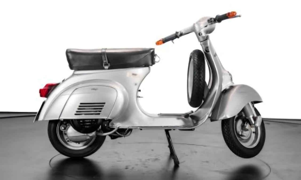 Piaggio Vespa 50 S NUOVA. NUOVA NUOVA - NUOVA- NUOVA