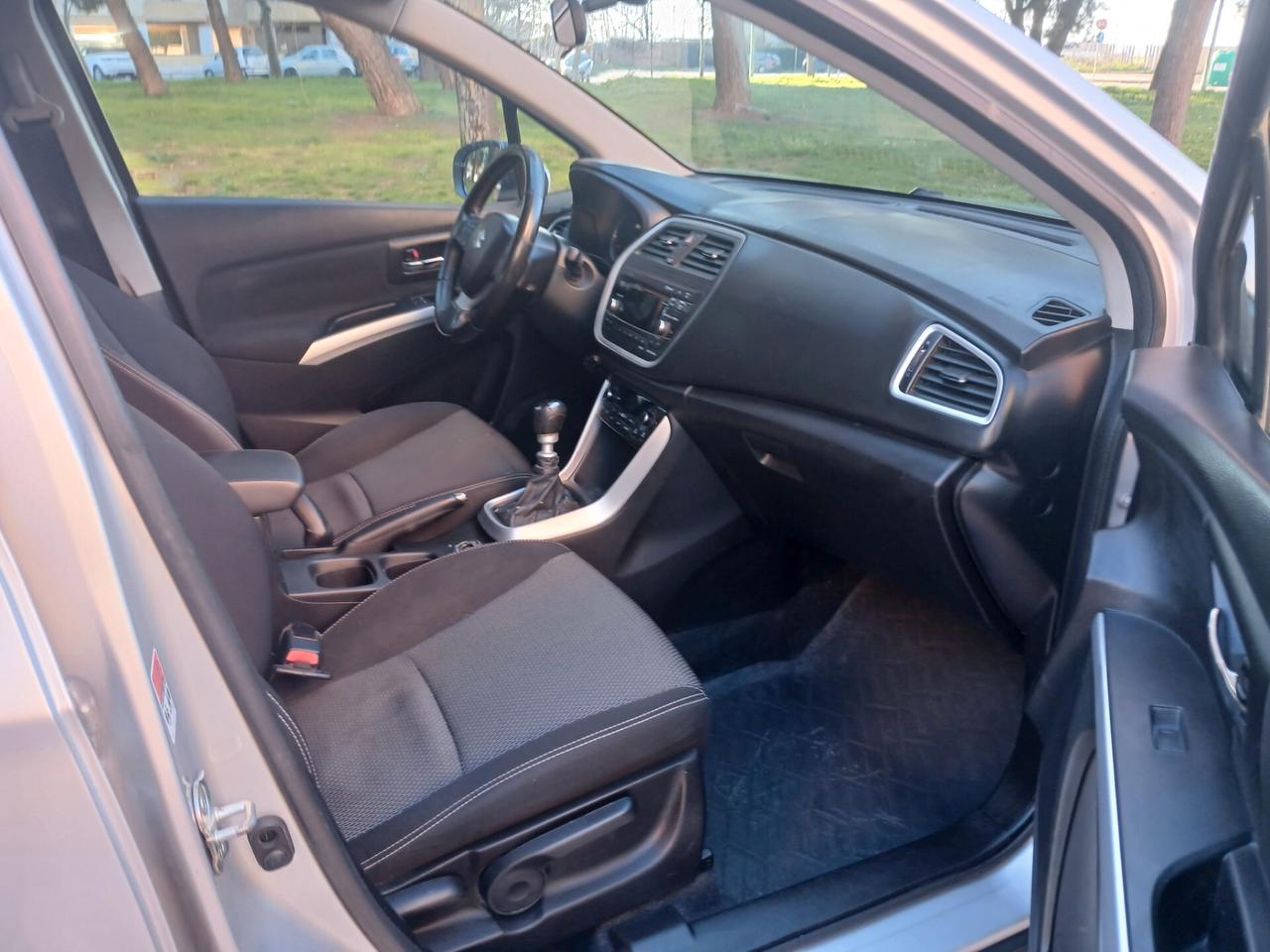 Suzuki S-Cross 1.6 DDiS 4WD All Grip Top