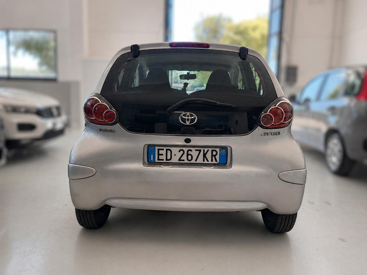 Toyota Aygo 1.0 12V VVT-i 5 porte