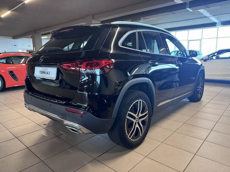Mercedes-Benz GLA GLA 200 d Sport auto
