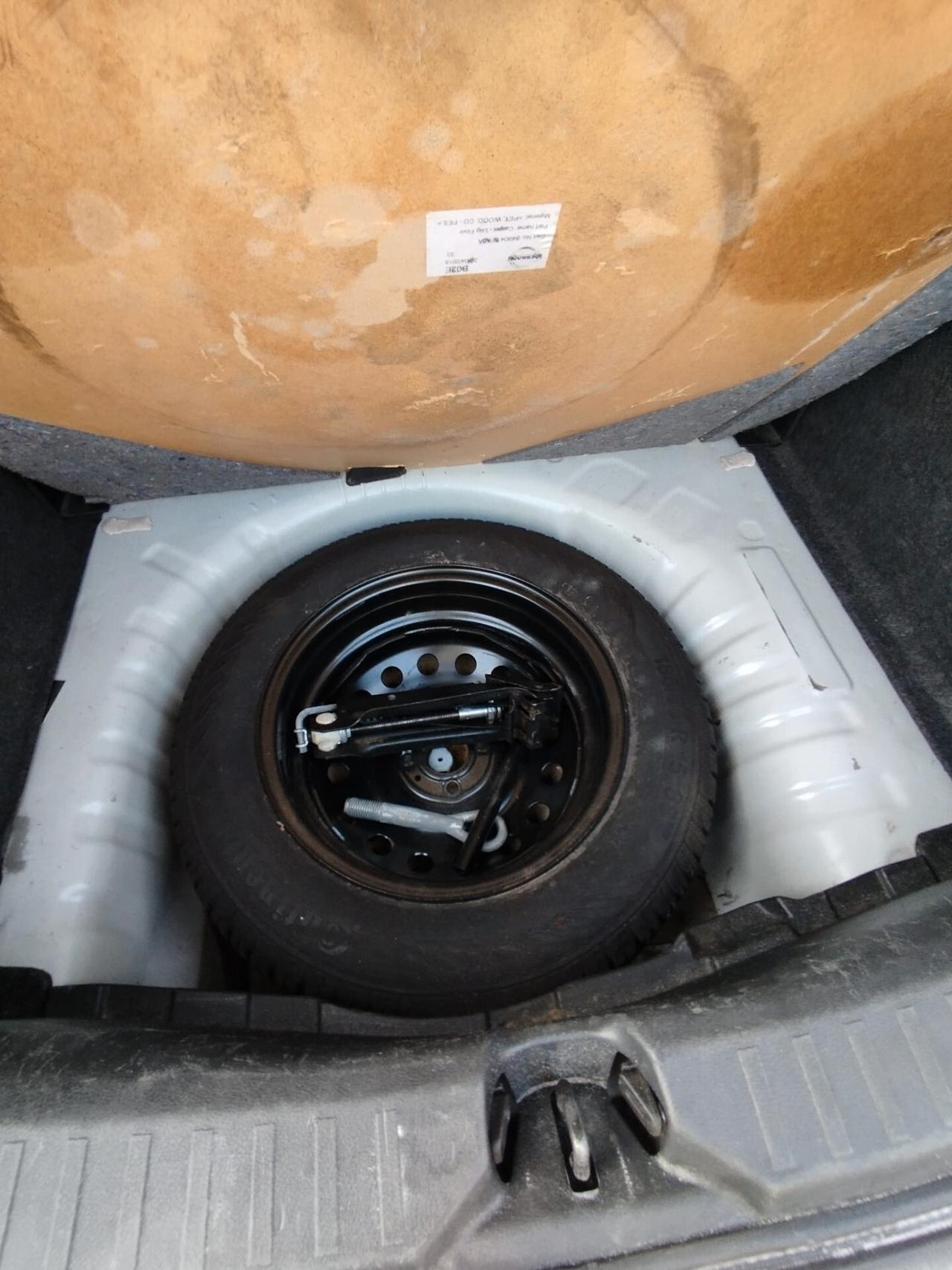 Nissan Micra 1.5 dCi 8V 5 porte Tekna 80MilaKm