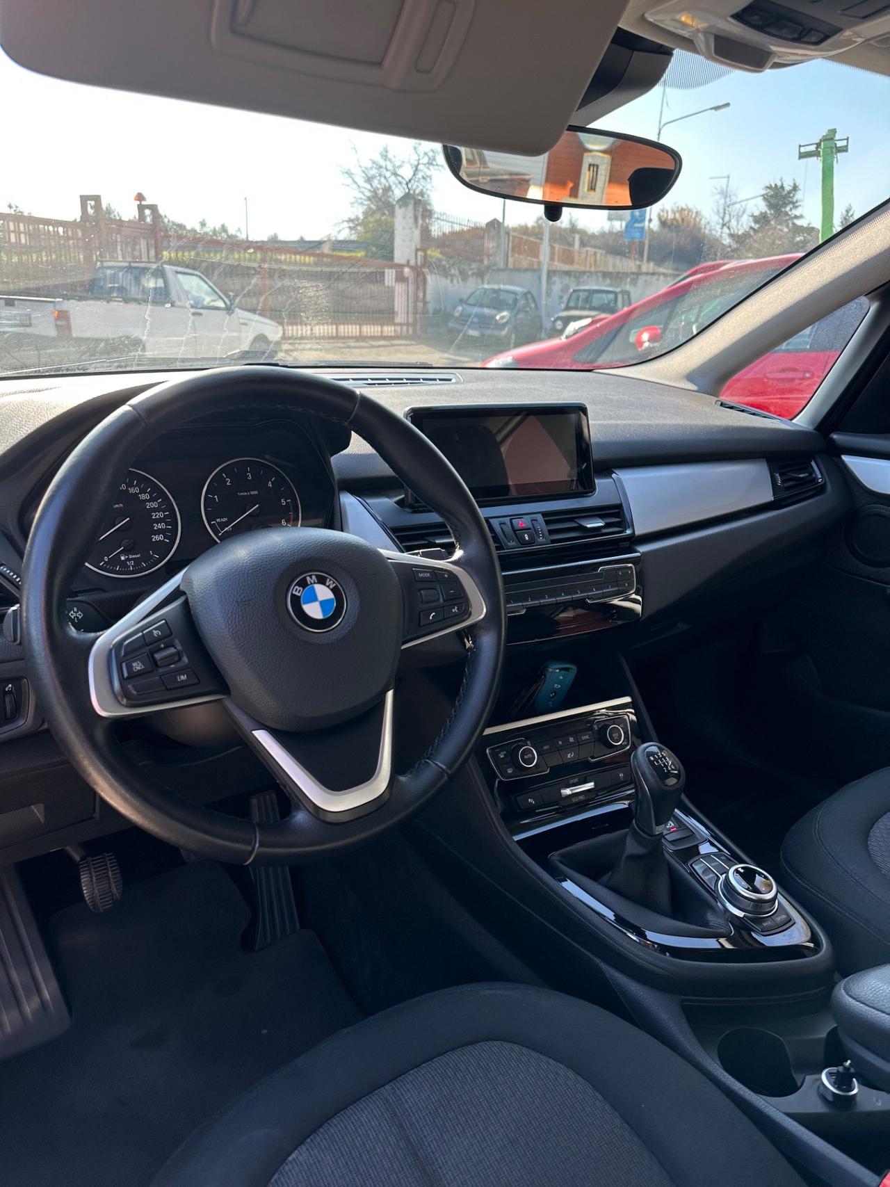 BMW 216d Active Tourer Luxury