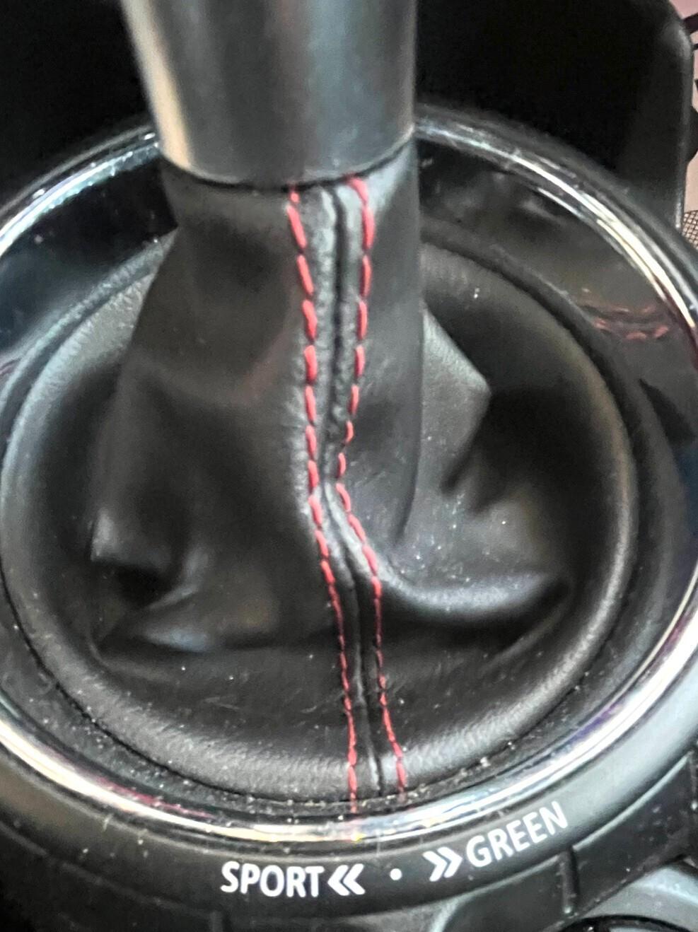 MINI JOHN COOPER WORKS 2.0 231CV Cambio automatico Navigatore Cerchi GARANZIA 12 MESI