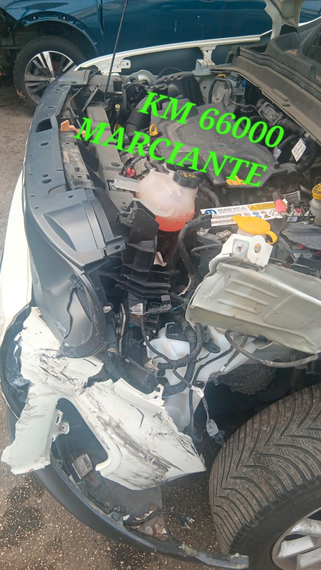 Jeep Renegade incidentata sinistrata mondialcars 022